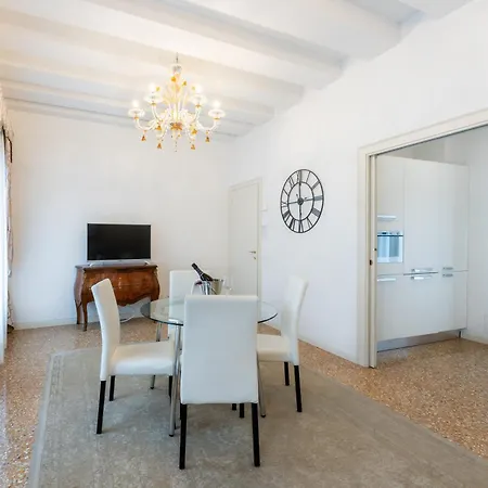 San Teodoro Palace - Luxury Apartments-3