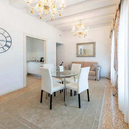 San Teodoro Palace - Luxury Apartments-2